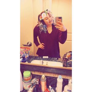 Meet your Posher, Noelle